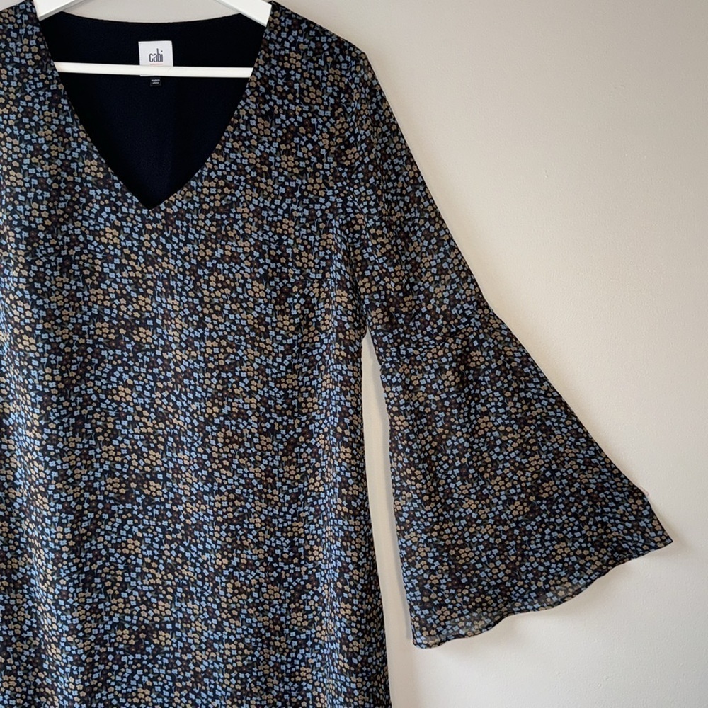 Cabi Poise Shift Dress Bell Sleeves Ditsy Floral Style 3648 Small Whimsigoth - Picture 8 of 12